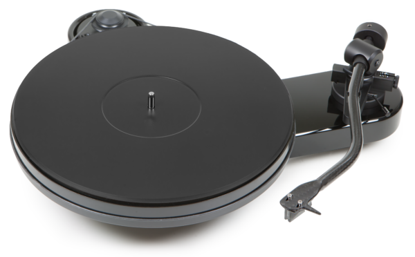 Vinüülplaadimängija Pro-Ject RPM 3 Carbon (Ortofon 2M Silver helipeaga)