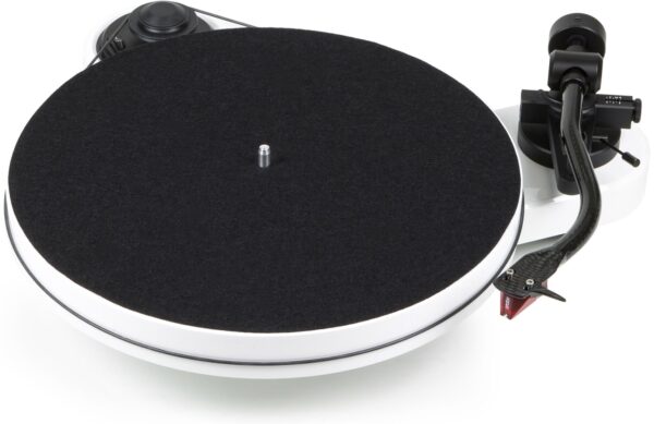 Vinüülplaadimängija Pro-Ject RPM 1 Carbon (ilma helipeata)