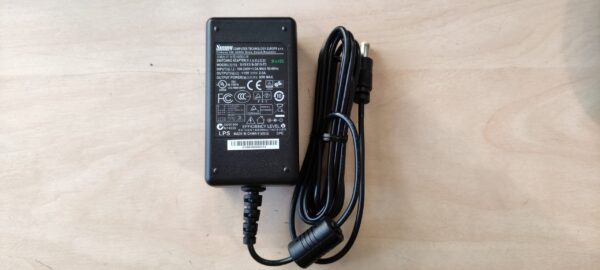 Pro-Ject originaal toiteplokk: 15V 2.0A 30W MAX DC